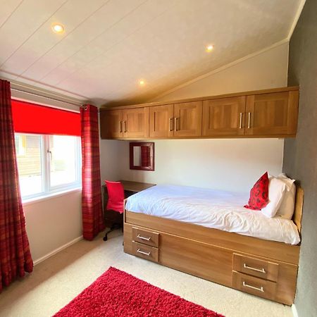 Benarty 11 With Private Hot Tub - Fife - Loch Leven - Lomond Hills - Pet Friendly Villa Kelty Dış mekan fotoğraf