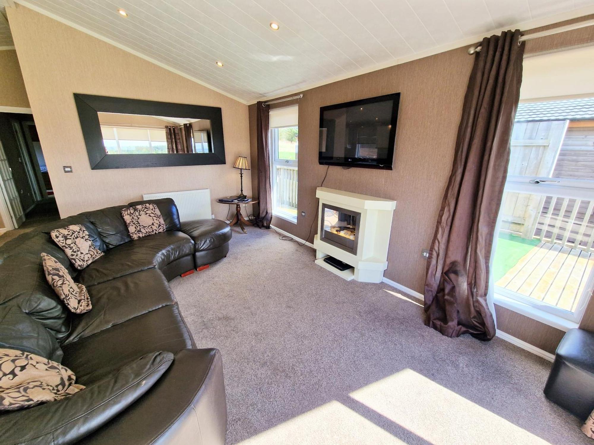 Benarty 11 With Private Hot Tub - Fife - Loch Leven - Lomond Hills - Pet Friendly Villa Kelty Dış mekan fotoğraf
